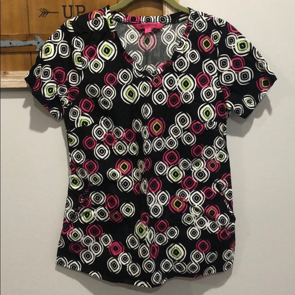 BeyondScrubs Scrub Top